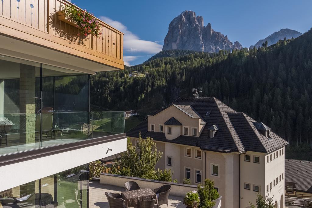 Hotel Garni Gardena - Appartments Santa Cristina Val Gardena Extérieur photo