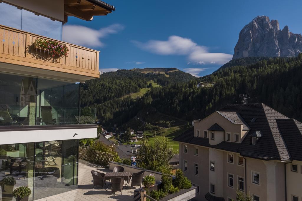 Hotel Garni Gardena - Appartments Santa Cristina Val Gardena Extérieur photo